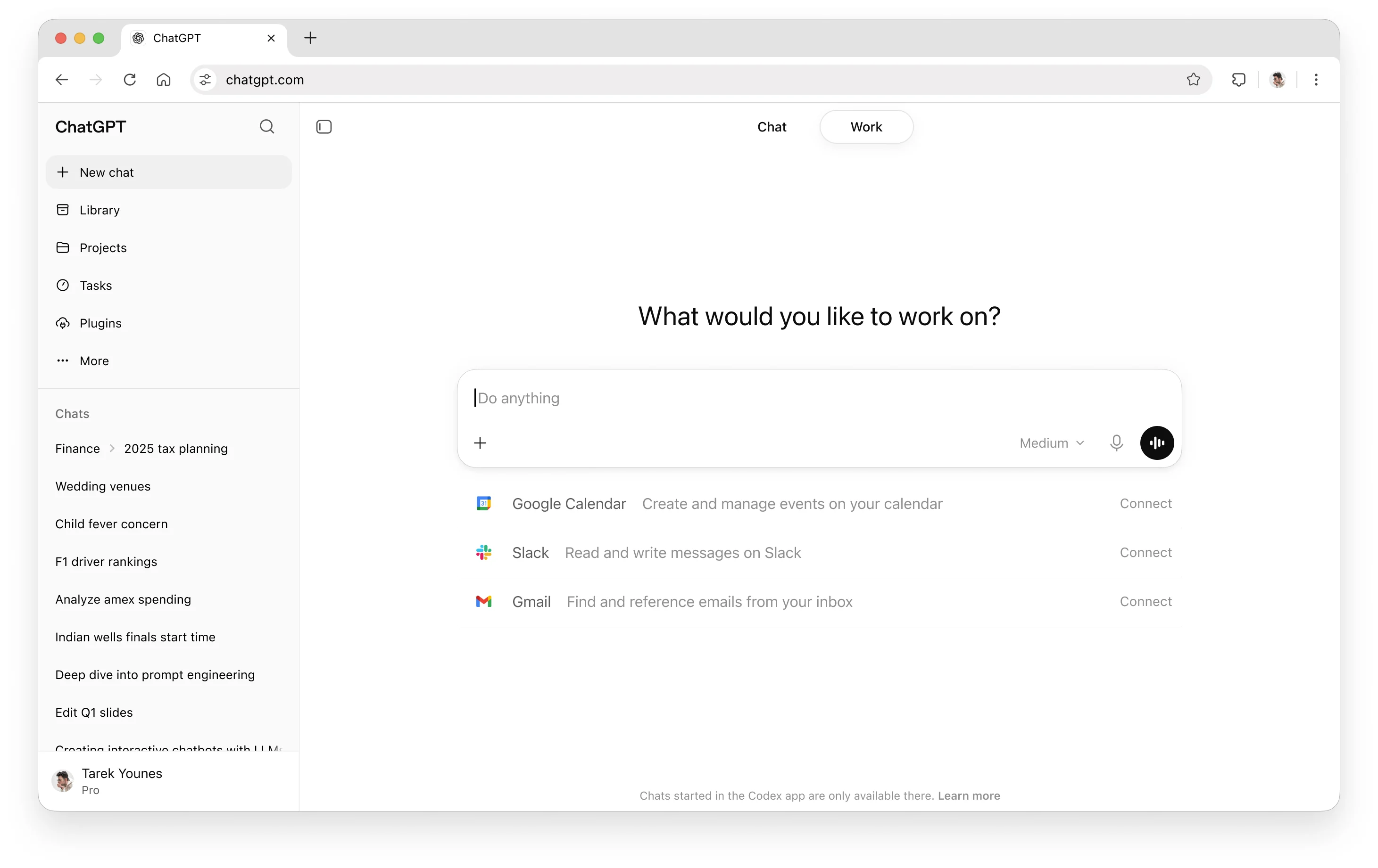 หน้าจอ ChatGPT บนเว็บ เลือกโหมด Work พร้อมช่องพิมพ์ข้อความ แอปที่เชื่อมต่อ และ Project ในแถบข้าง